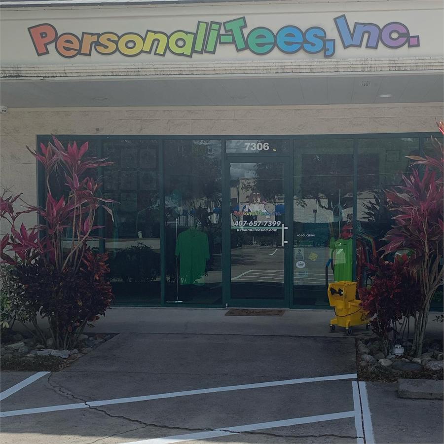 Personali-Tees storefront and parking area